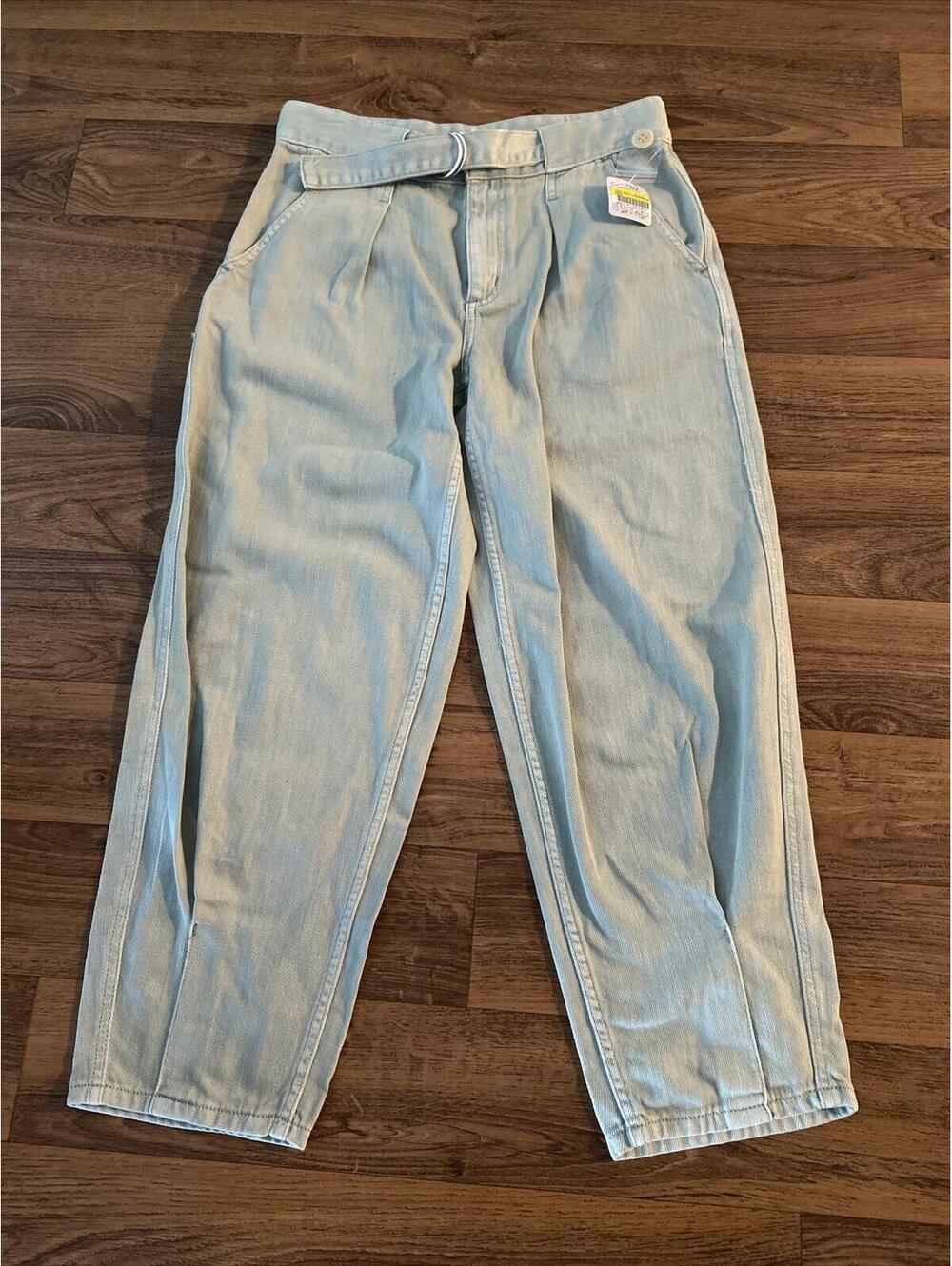 Women’s free people omen ankle cropped pants size 26 $128